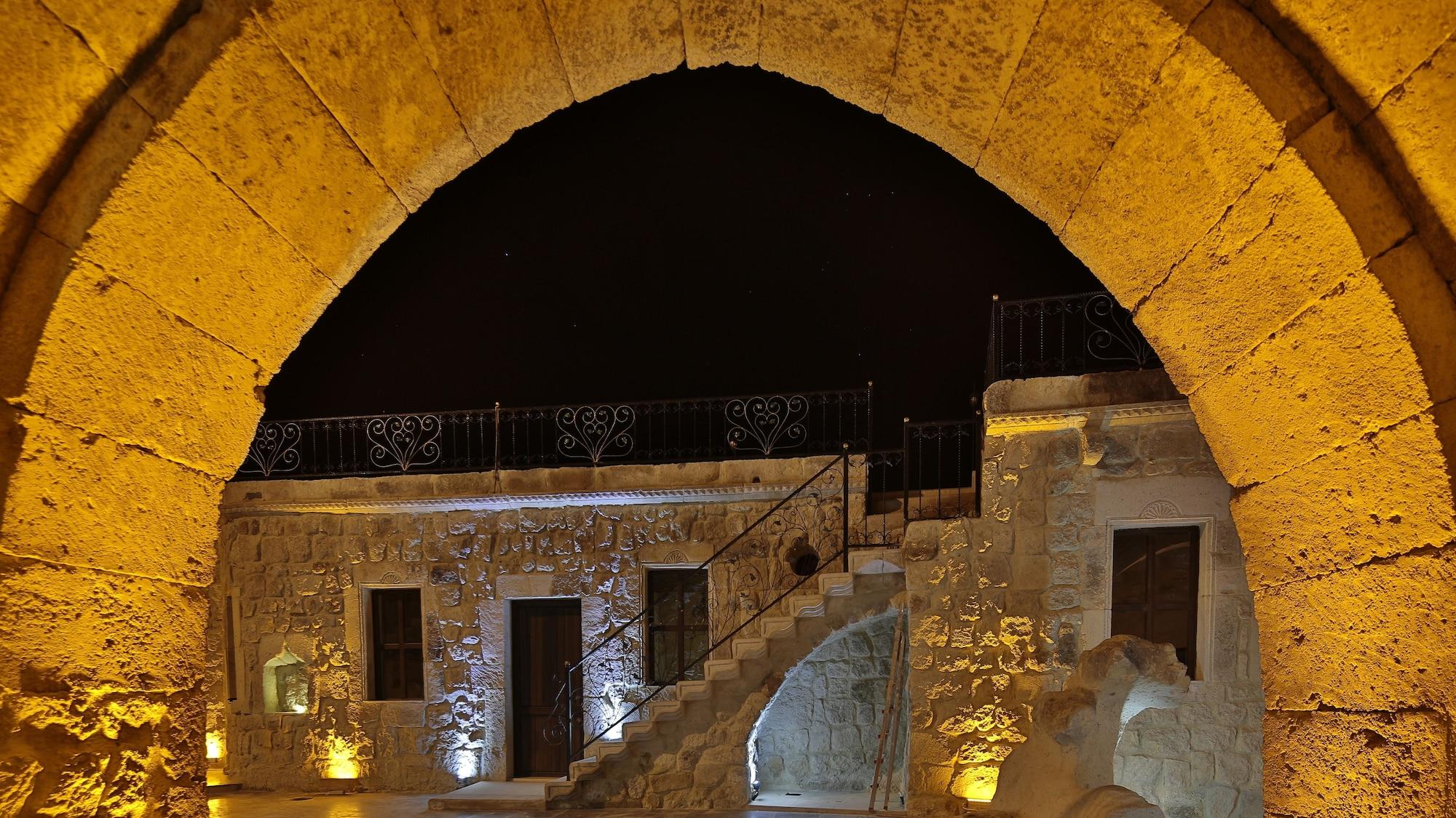 Golden Cave Suites Urgup Exterior photo