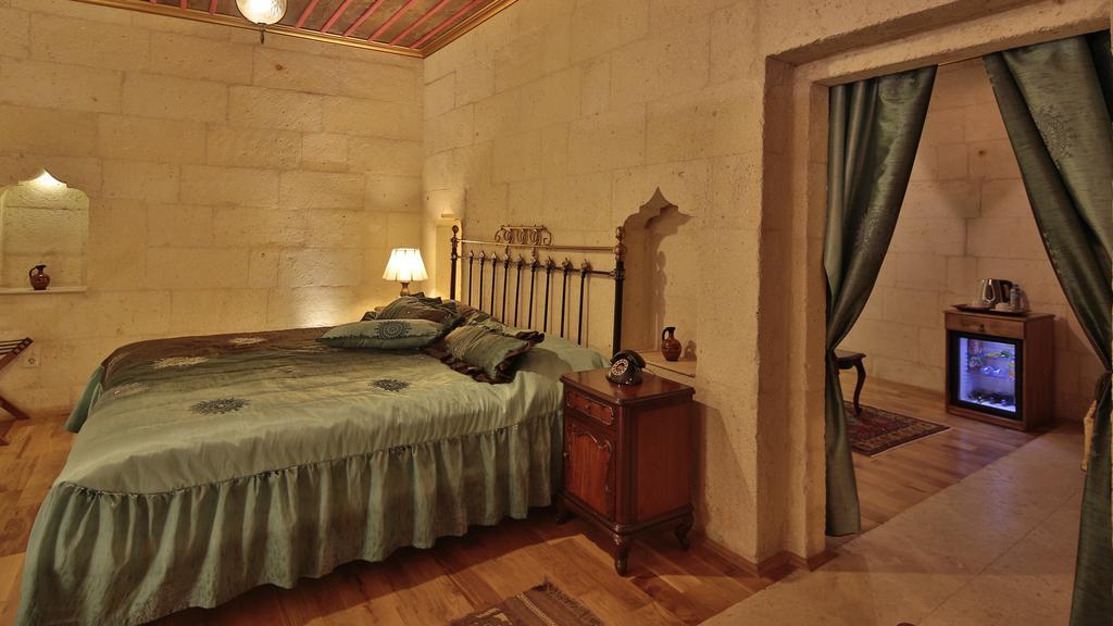 Golden Cave Suites Urgup Room photo
